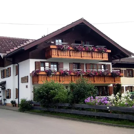 Gaestehaus Krumbacher Apartment *
